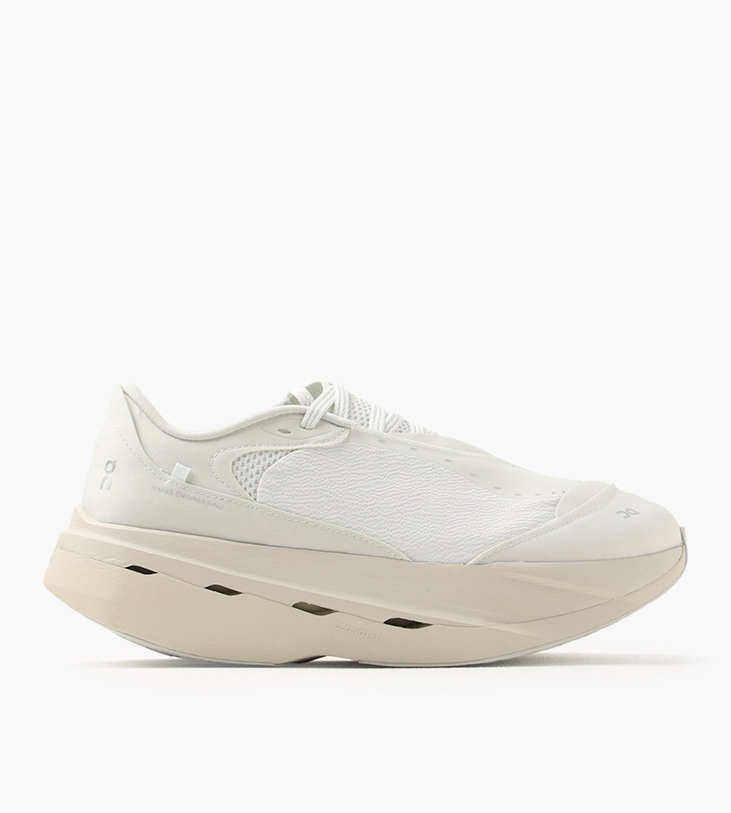 On Cloudboom Volt PAF 1 M White Gale