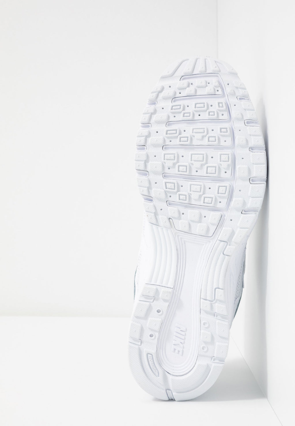 Nike P 6000 white