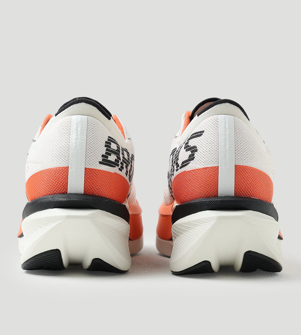Brooks Hyperion Max 4 Grey Tigerlily Black