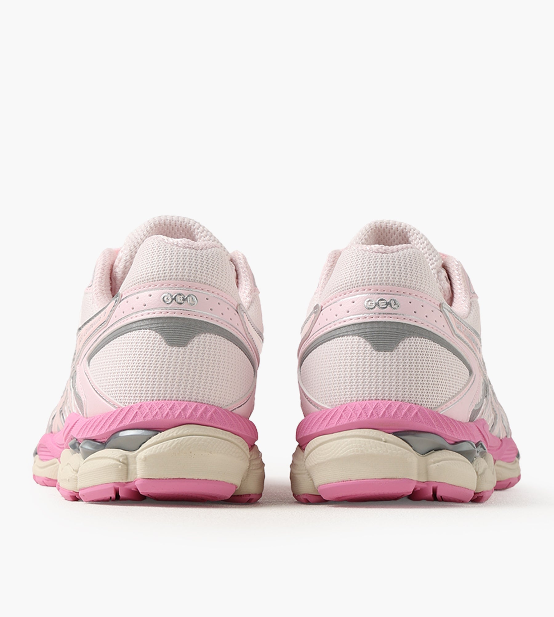 Asics Gel-Cumulus 16 Pale Pink Pink Salt