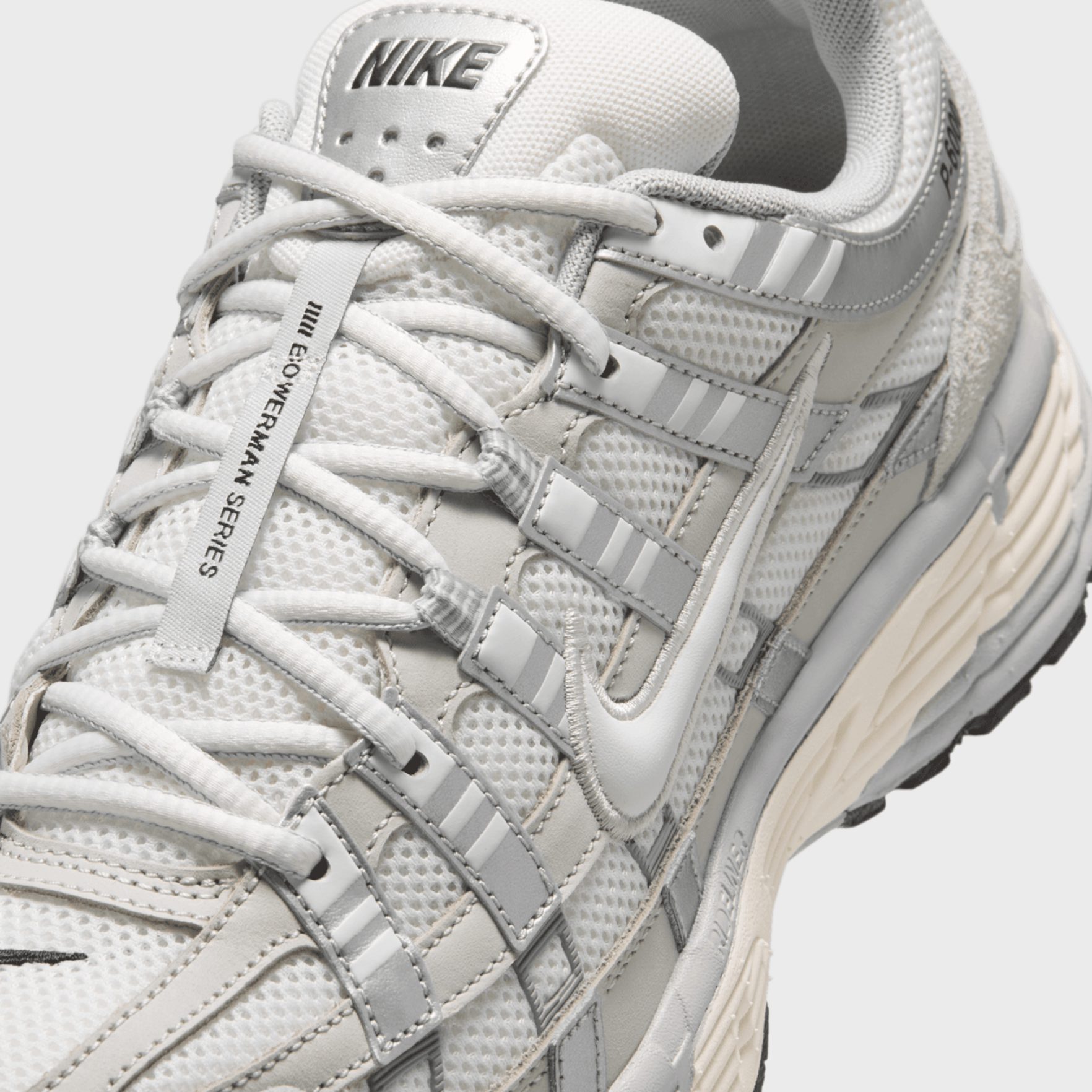 Nike P 6000 beige/zilver