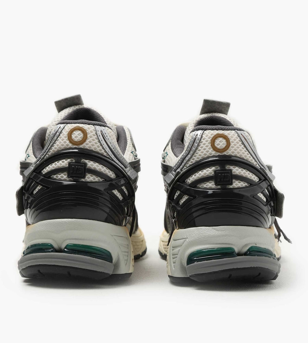 New Balance M1906AD Silver Metalic